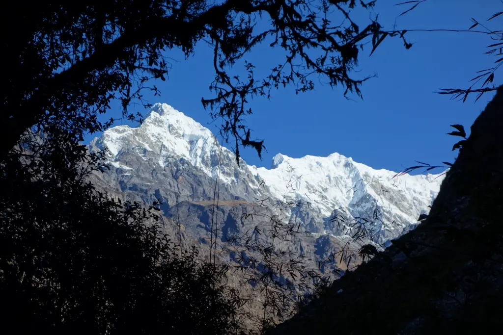 langtang-lirung-gosaikunda-trek-nepal