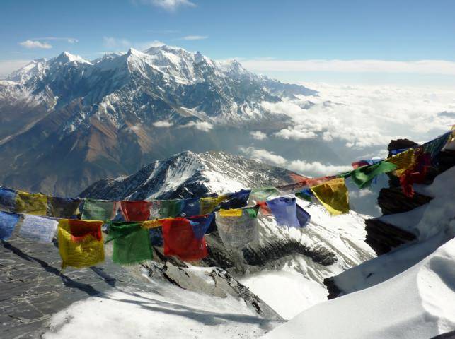 Gipfel-dhampus-peak
