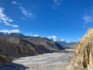 kali gandaki-tal-annapurnarunde-blick-nilgiri