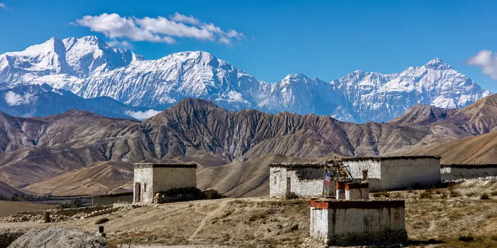 mustang-trekking-nepal-lo-manthang-berge