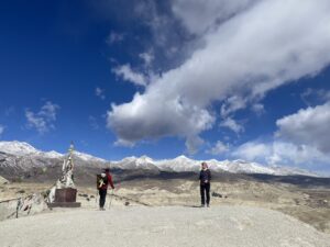 pass-hoehe-mustang-nepal-blick-tibet