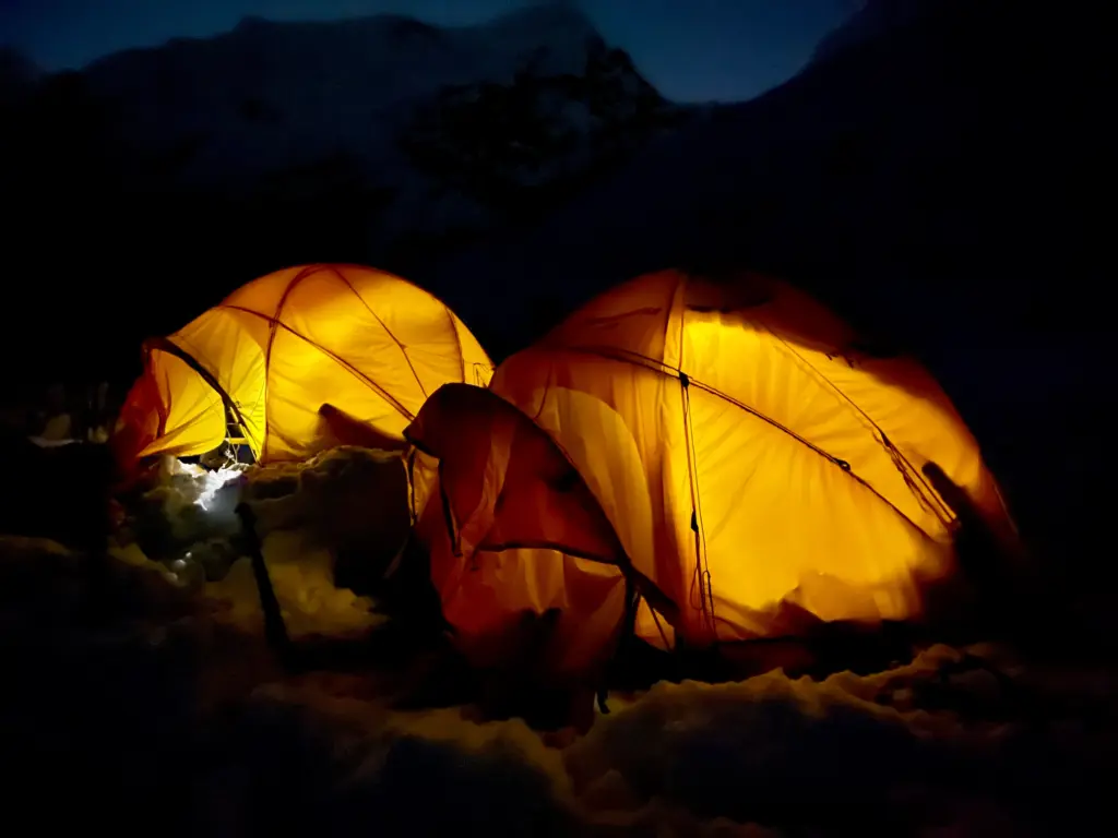 lobuche-peak-besteigung-zelte-highcamp