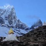 everst-base-camp-trekking-chorten
