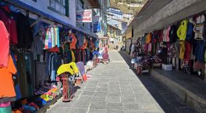 lukla-shopping-everest-Region