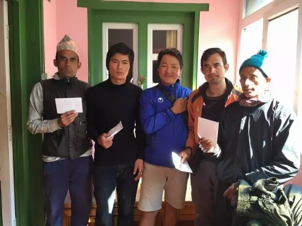 Trinkgeld-guide-traeger-nepal-trekking