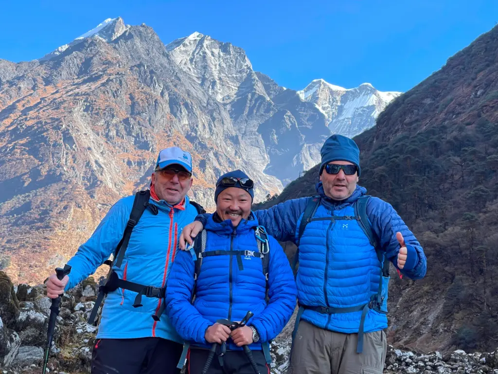 bijay-rai-trekkingguide-und-inhaber-lokale -trekking-agentur-nepal-am-mera-peak-trek