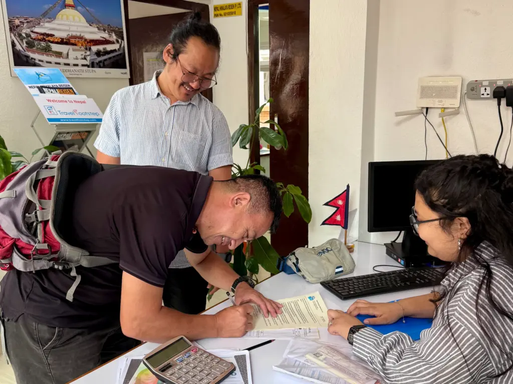 lokaler-reiseveranstalter-nepal-buero-kathmandu-deutschsprechend