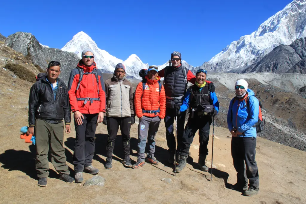 porter-und-trekking-guide-crew-nepal